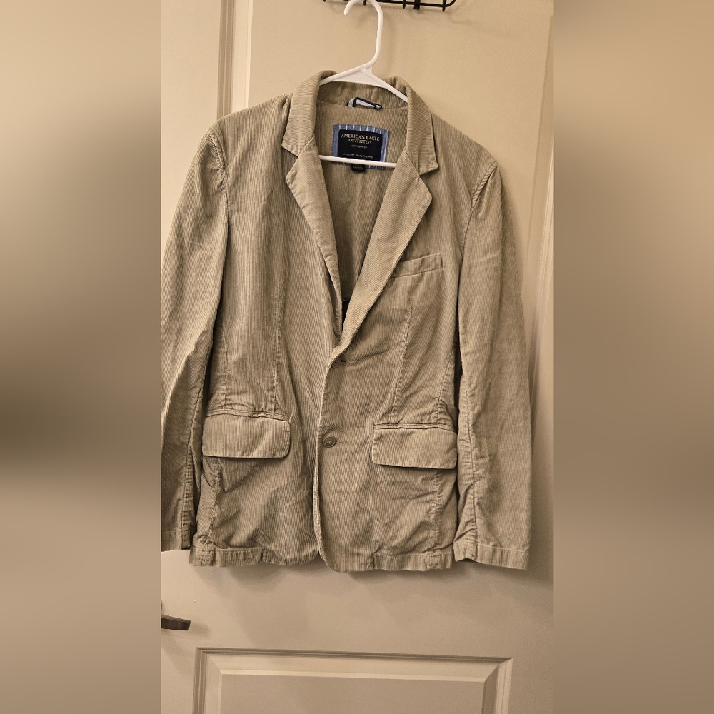 American Eagle Outfitters Tan Blazer with Structured Design
